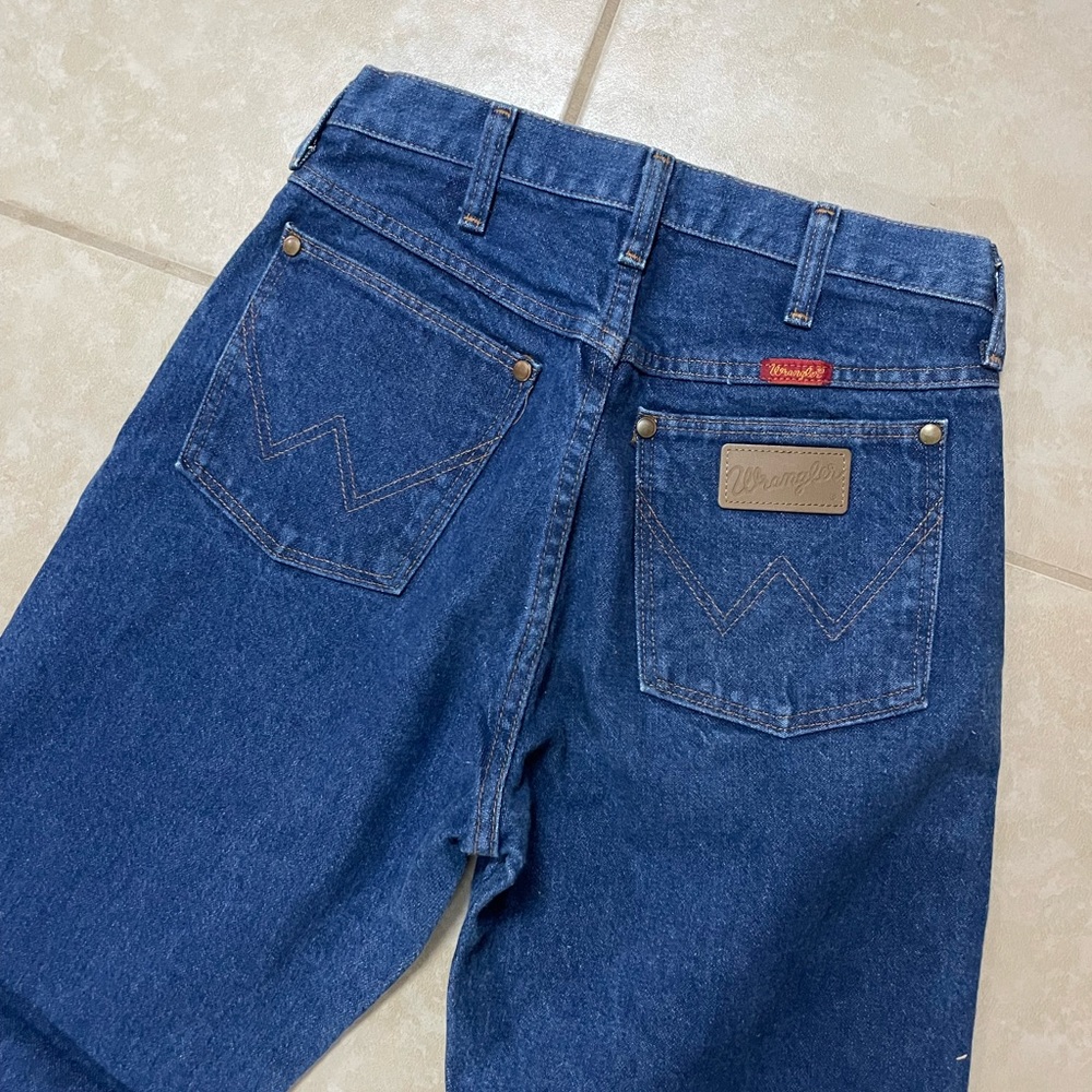 Perfect Vintage Wrangler Jeans 32” Length Shorts